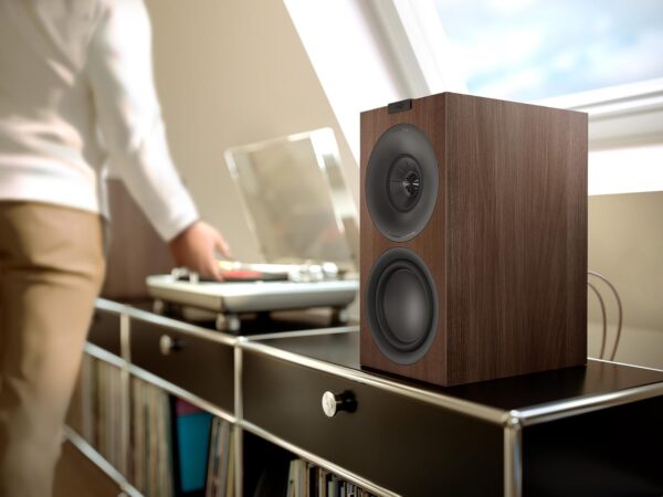 KEF Q Concerto Meta Three-Way Bookshelf Speaker (Black, Pair) - Image 8